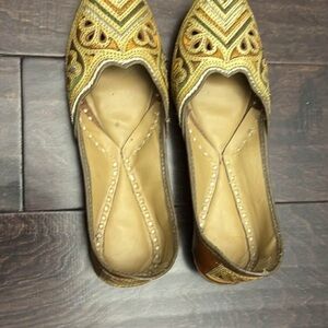 Embroidered Gold Women's size 6 Slip-On Flats